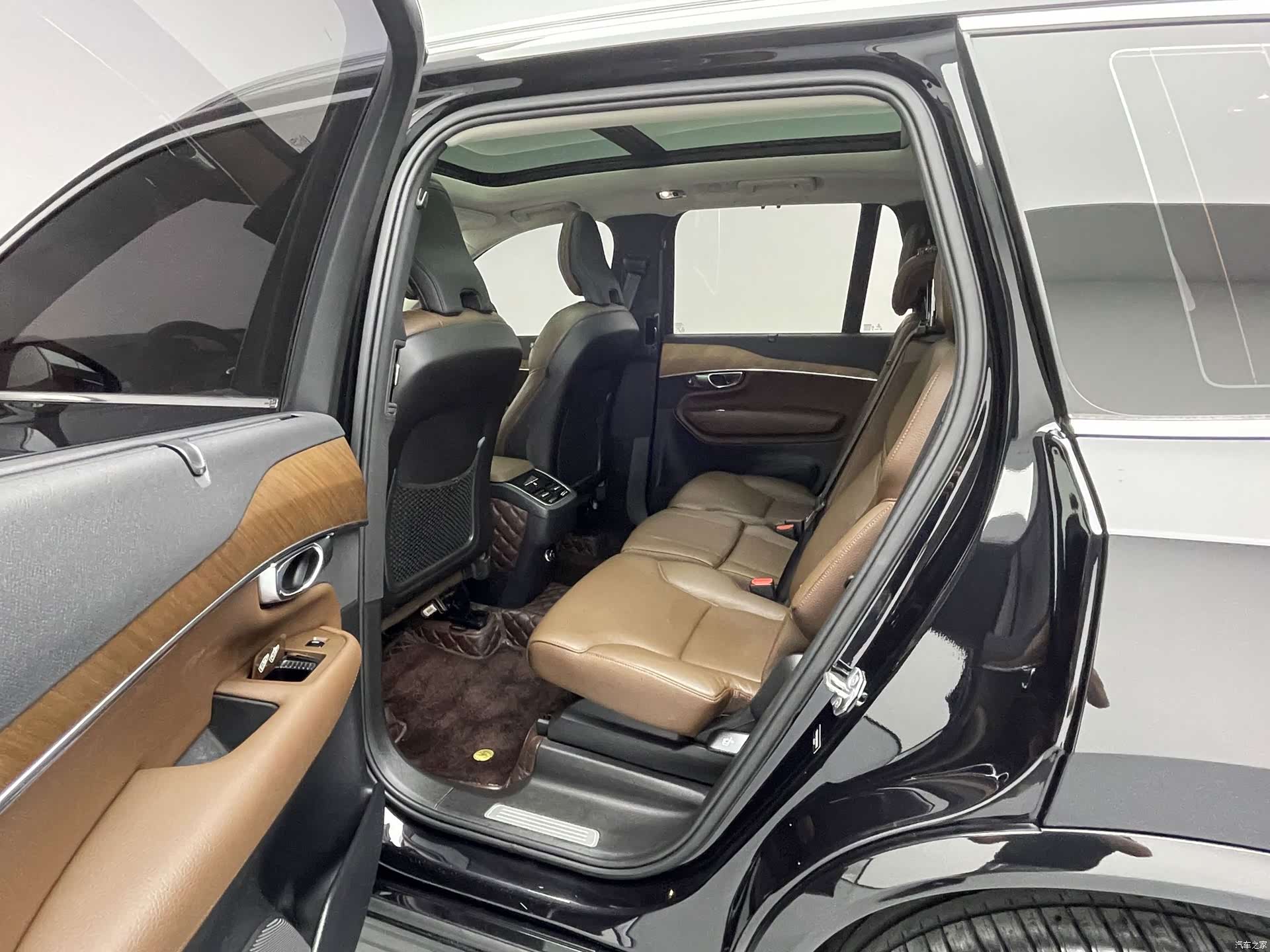 Volvo XC90, 2019 16