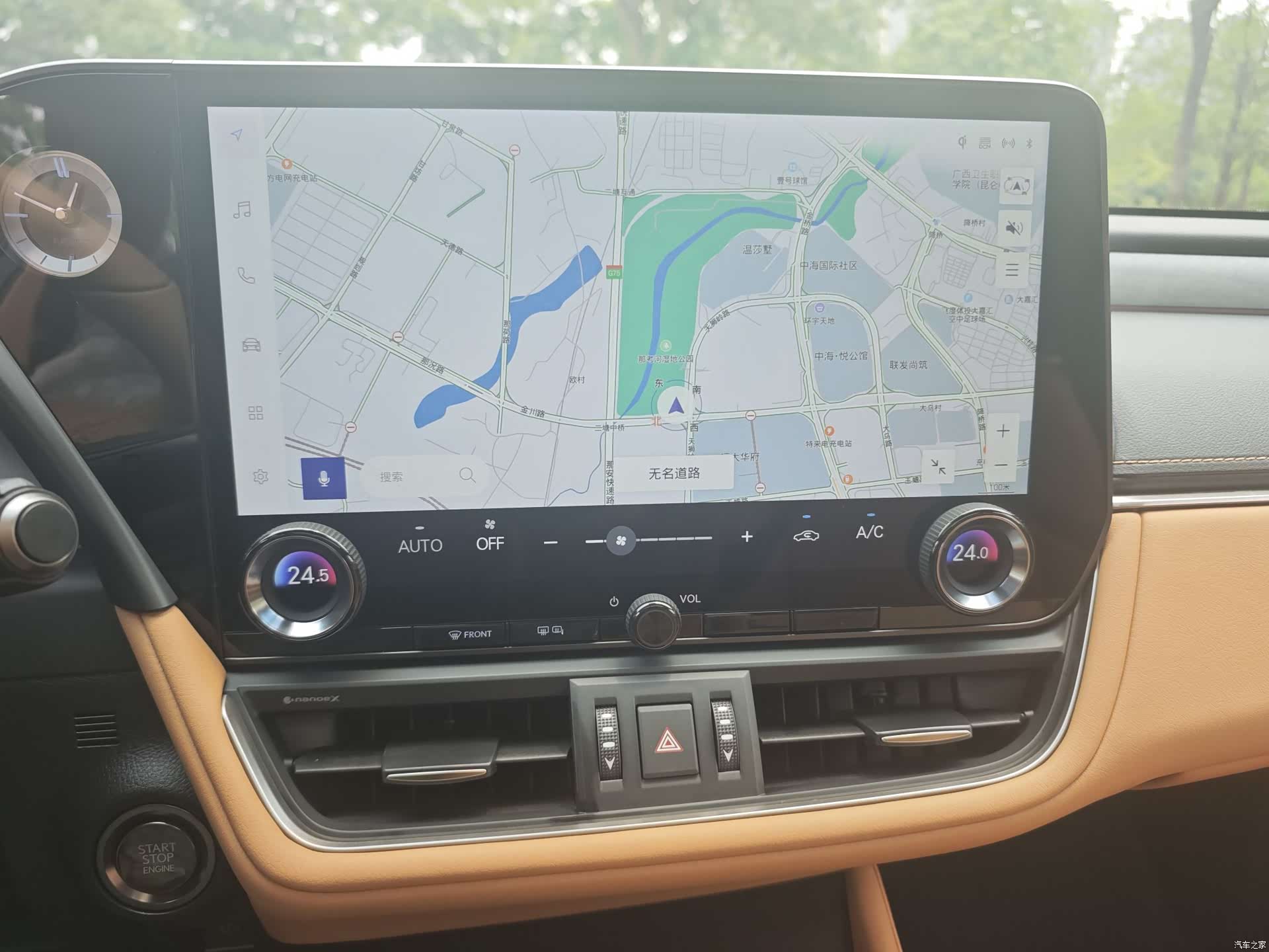 Lexus ES, 2025 17