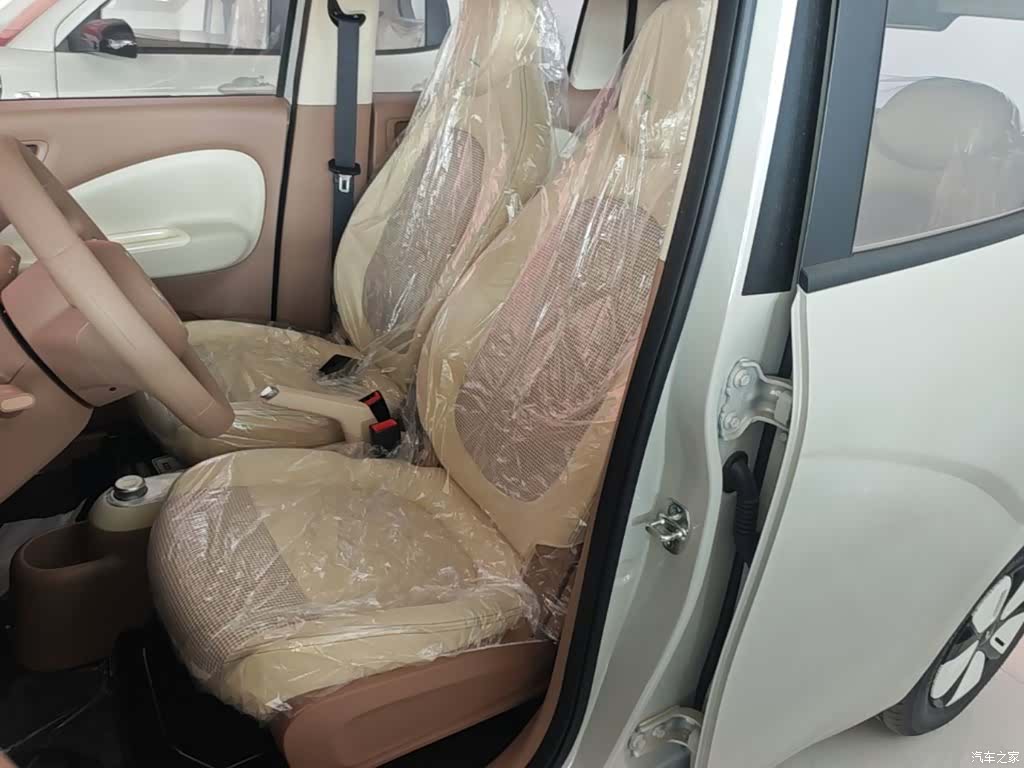 Wuling MINIEV, 2026 15