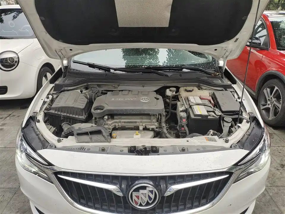 Buick Yinglang