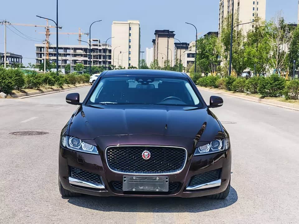 Jaguar XFL