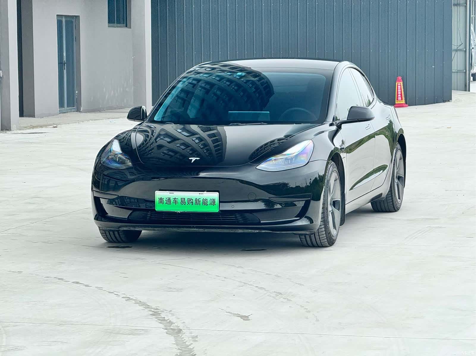 Tesla Model 3, 2022 1