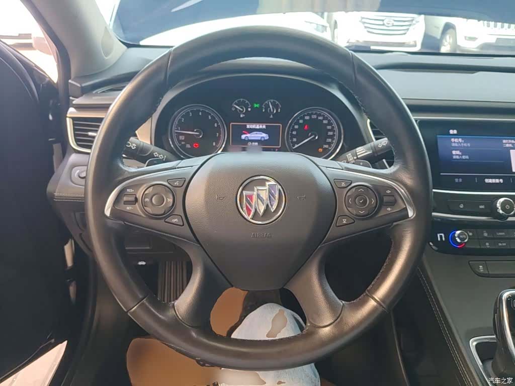 Buick LaCrosse, 2021 11