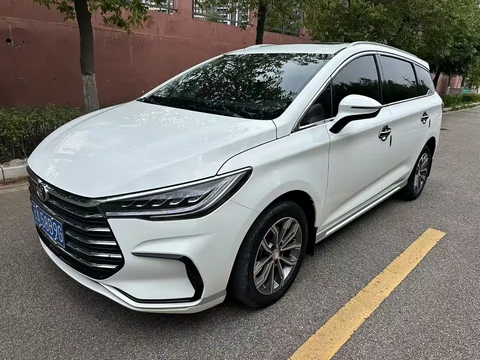 BYD Song MAX