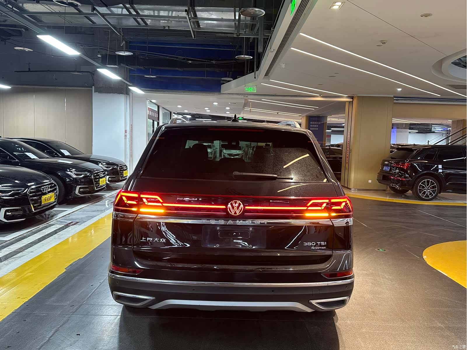 Volkswagen Teramont, 2021 12