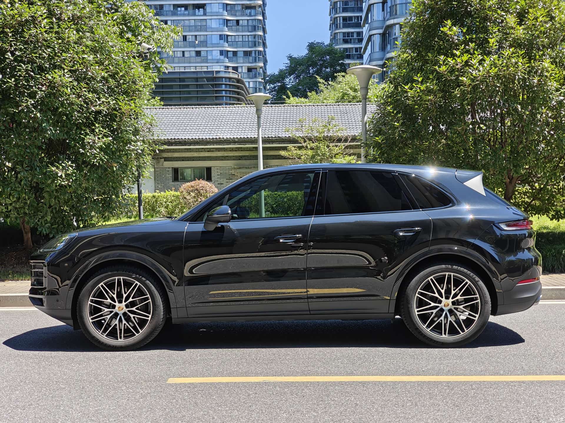 Porsche Cayenne, 2024 3