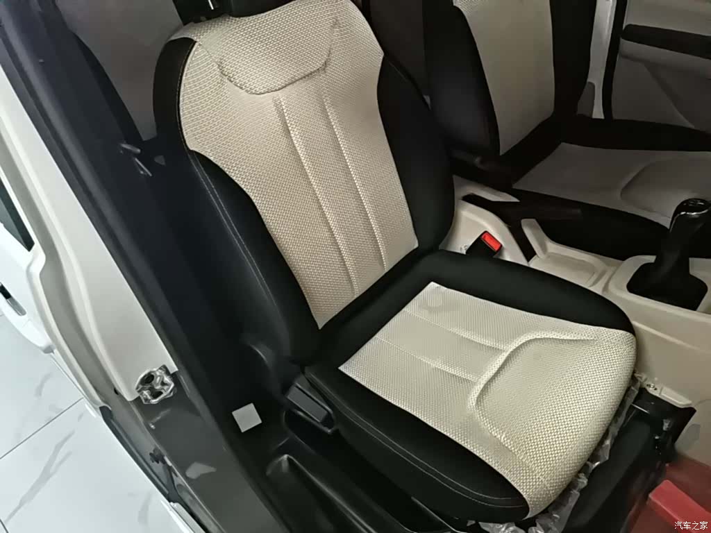 Changan V5, 2025 25