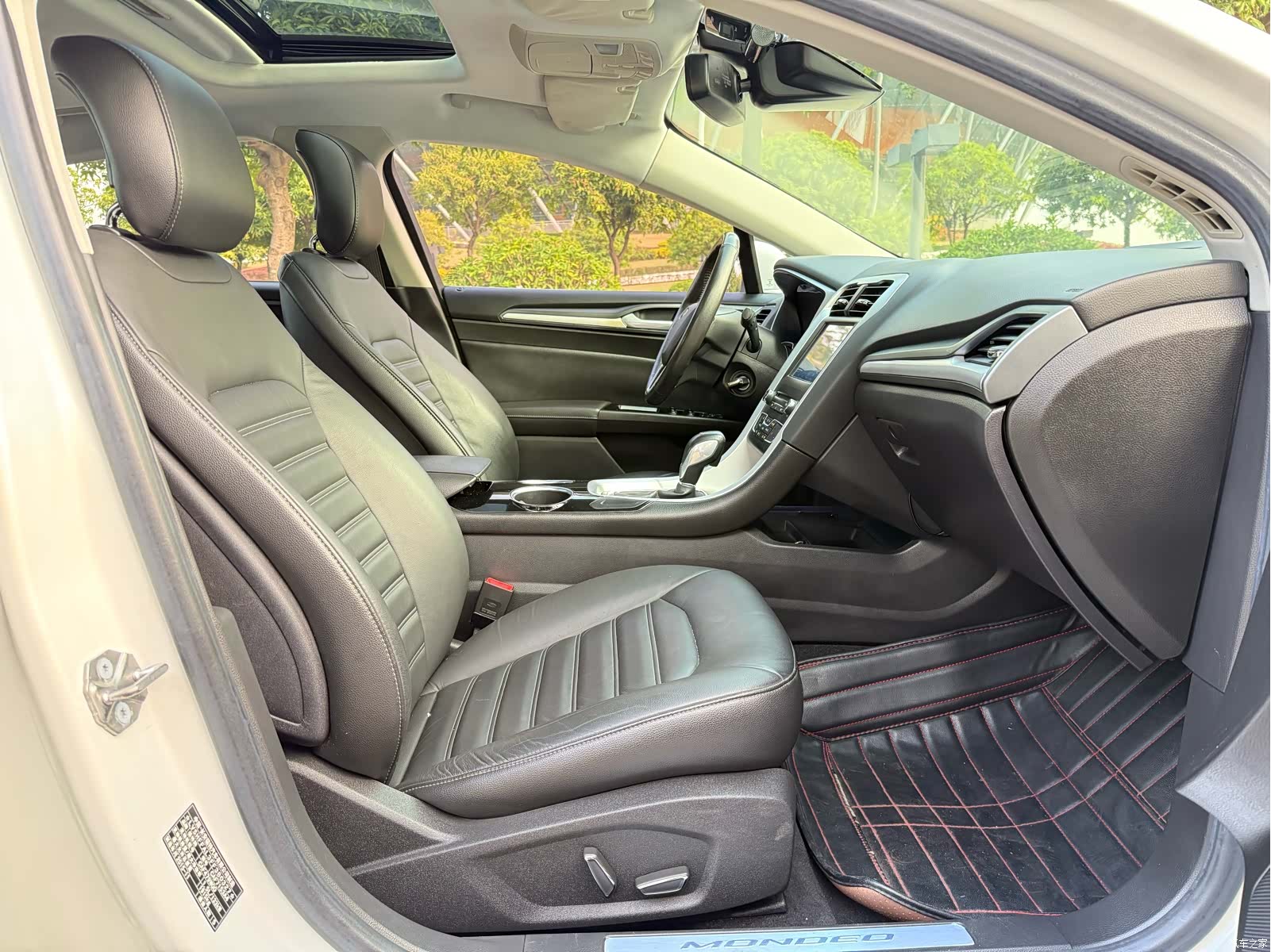 Ford Mondeo, 2016 10
