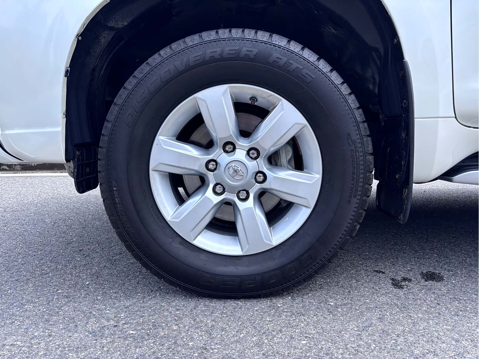 Toyota Prado, 2015 9