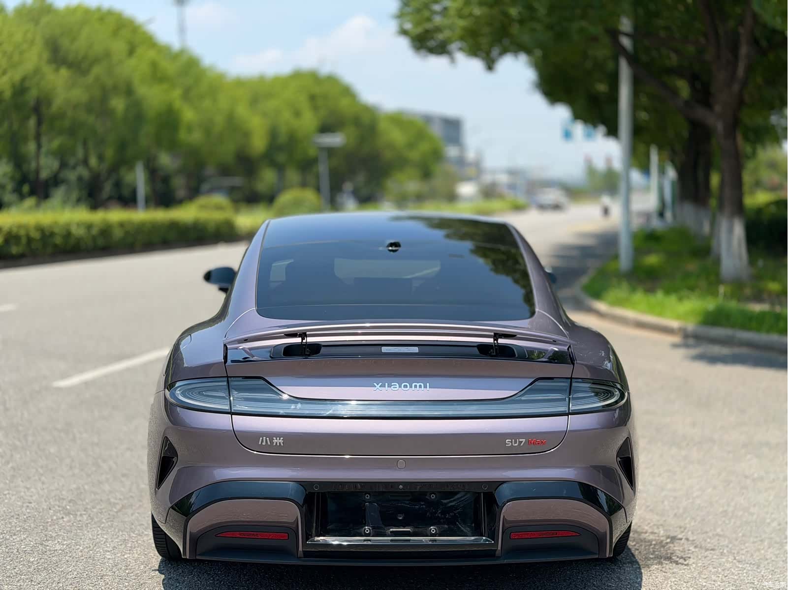 Xiaomi SU7, 2024 11