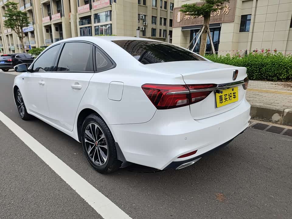 Roewe i6 Roewe i6