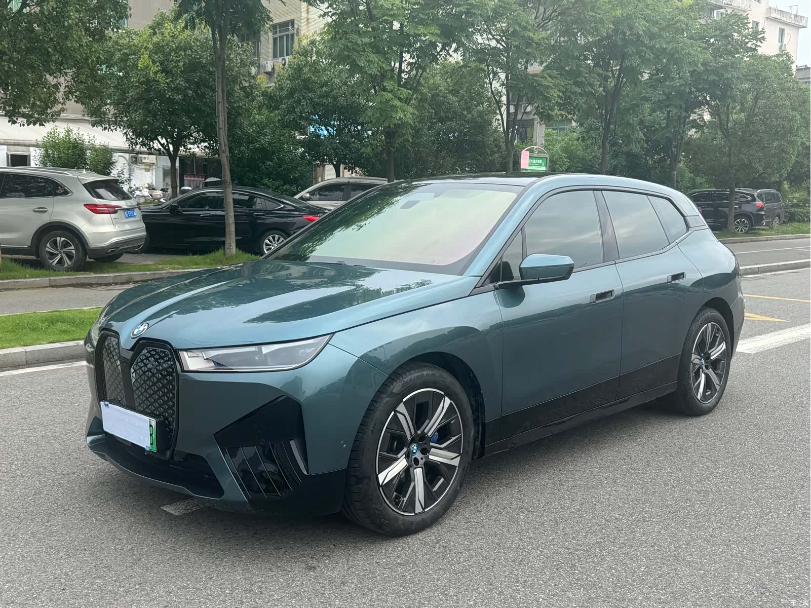 BMW iX, 2025 1