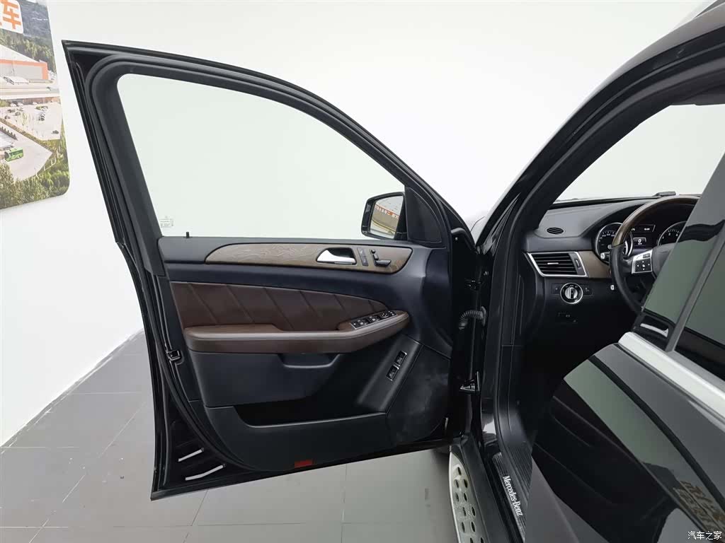 Mercedes-Benz GL-Class, 2015 8