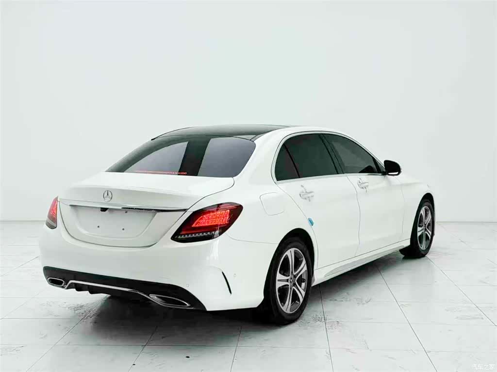 Mercedes-Benz C-Class, 2019 9