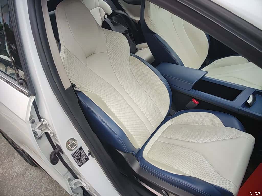 Xpeng G3i, 2022 25