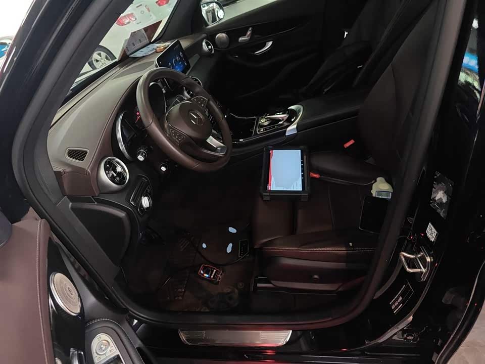 Mercedes-Benz GLC Mercedes-Benz GLC