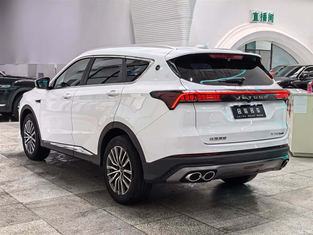 Jetour X70, 2024 4