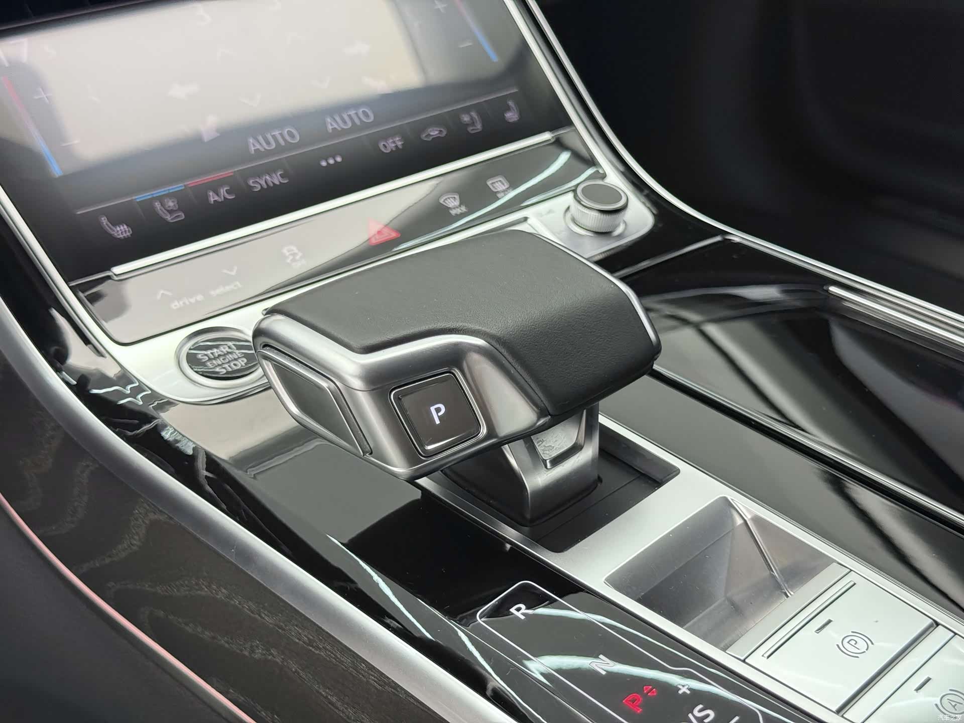 Audi A8L, 2020 10