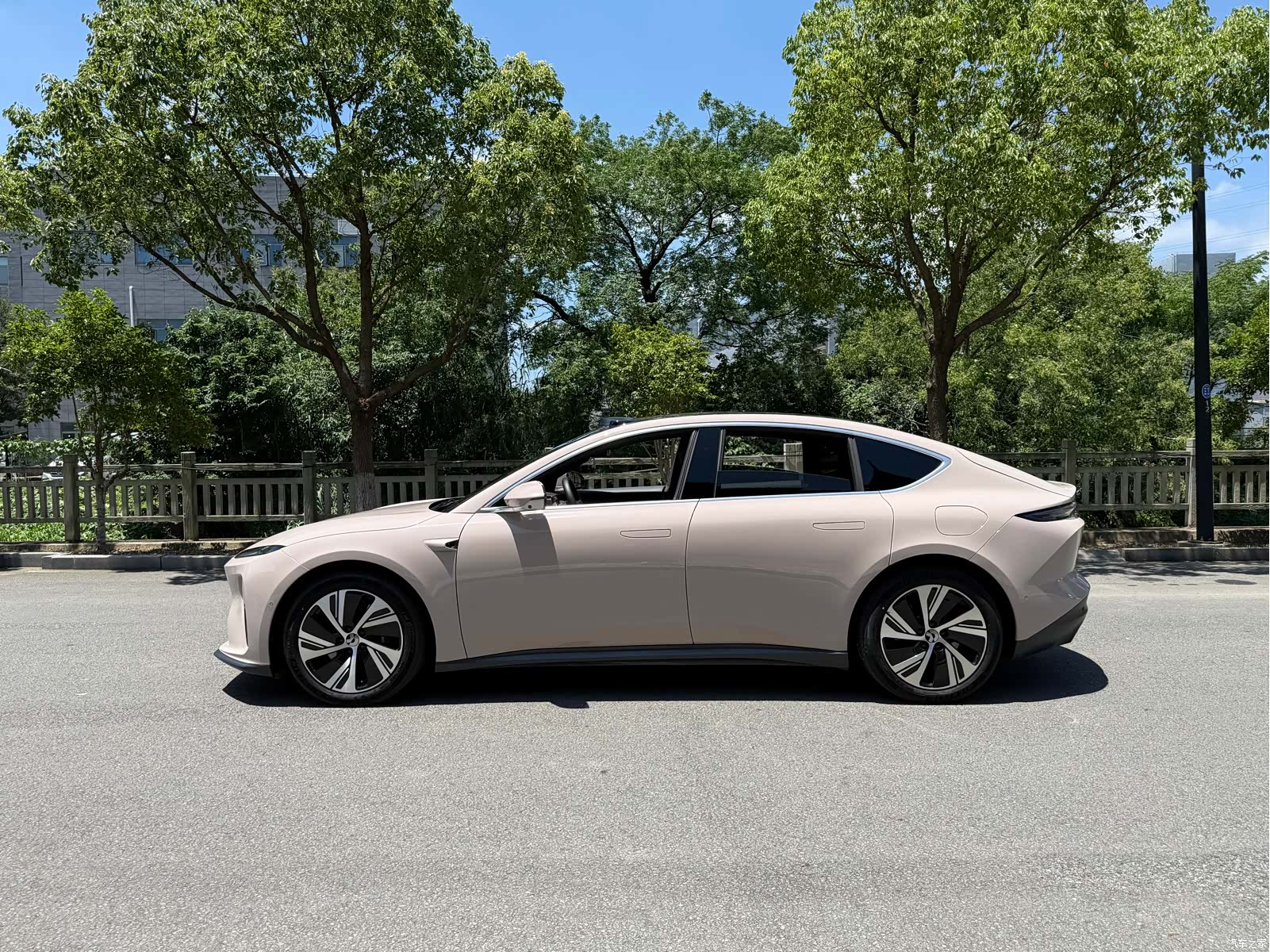 NIO ET5, 2023 8