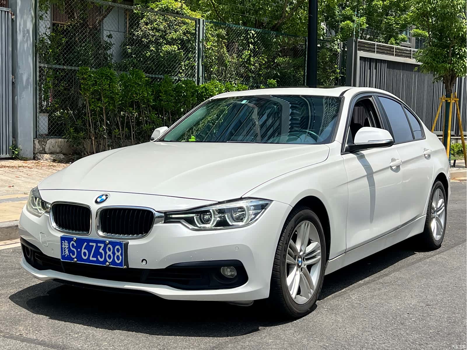 BMW 3 Series, 2017 1