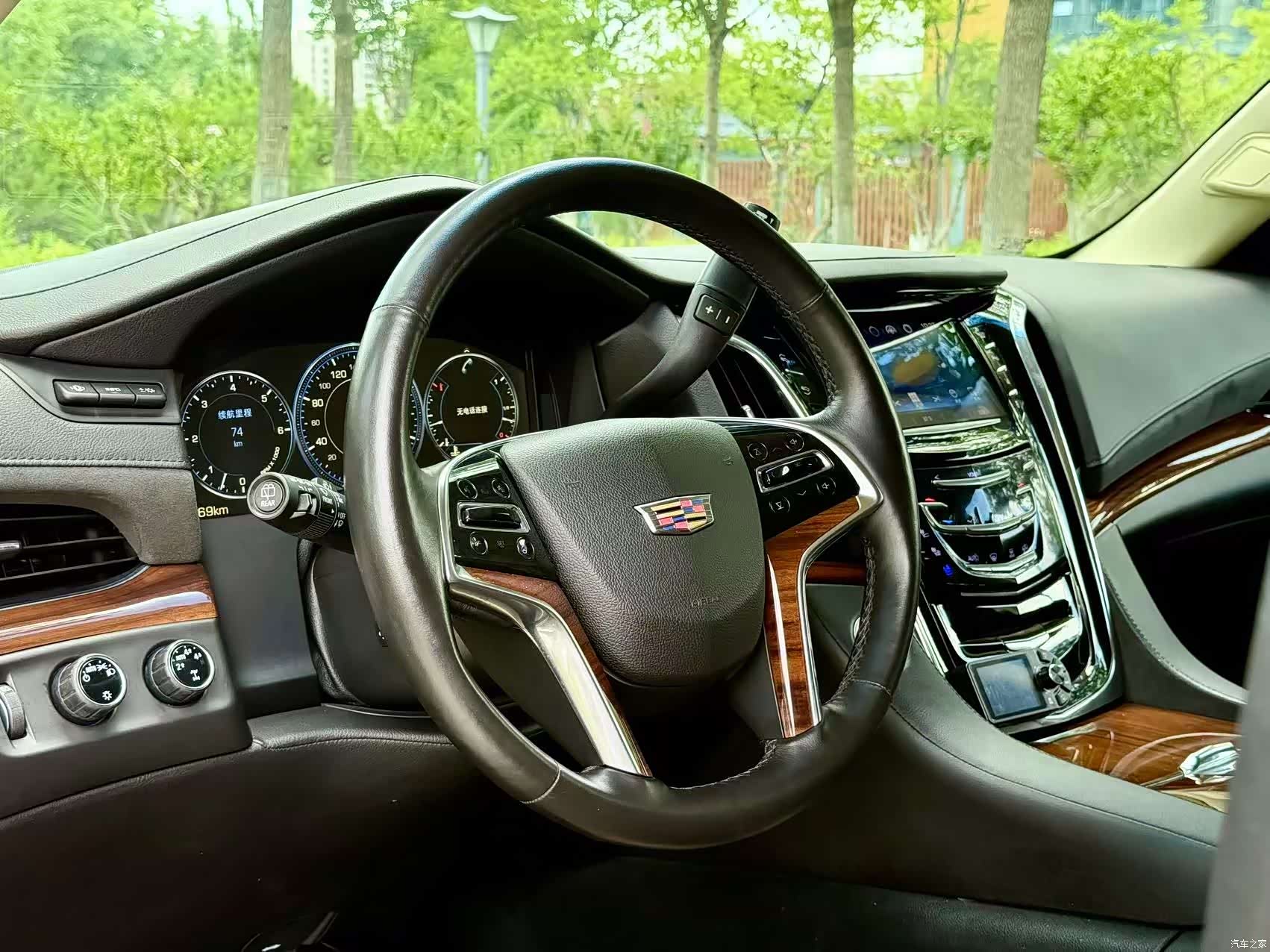 Cadillac Escalade, 2016 4