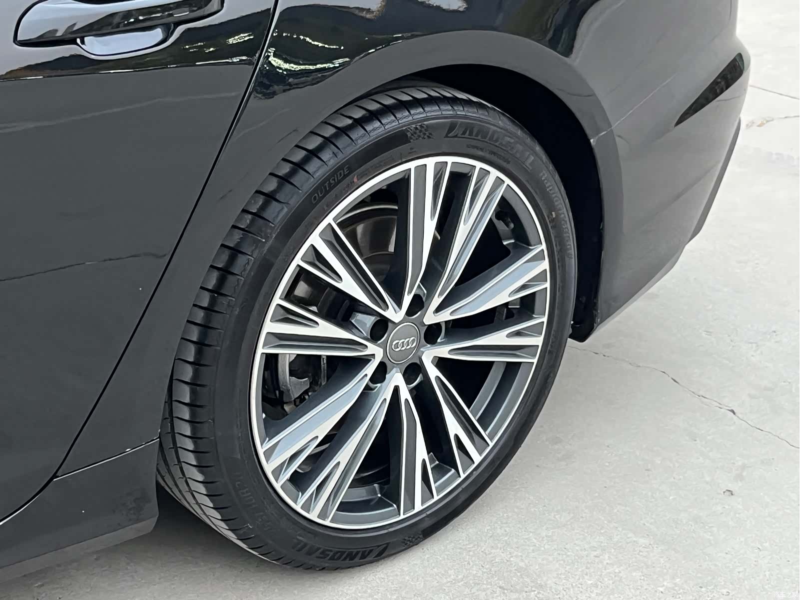 Audi A6L, 2021 25
