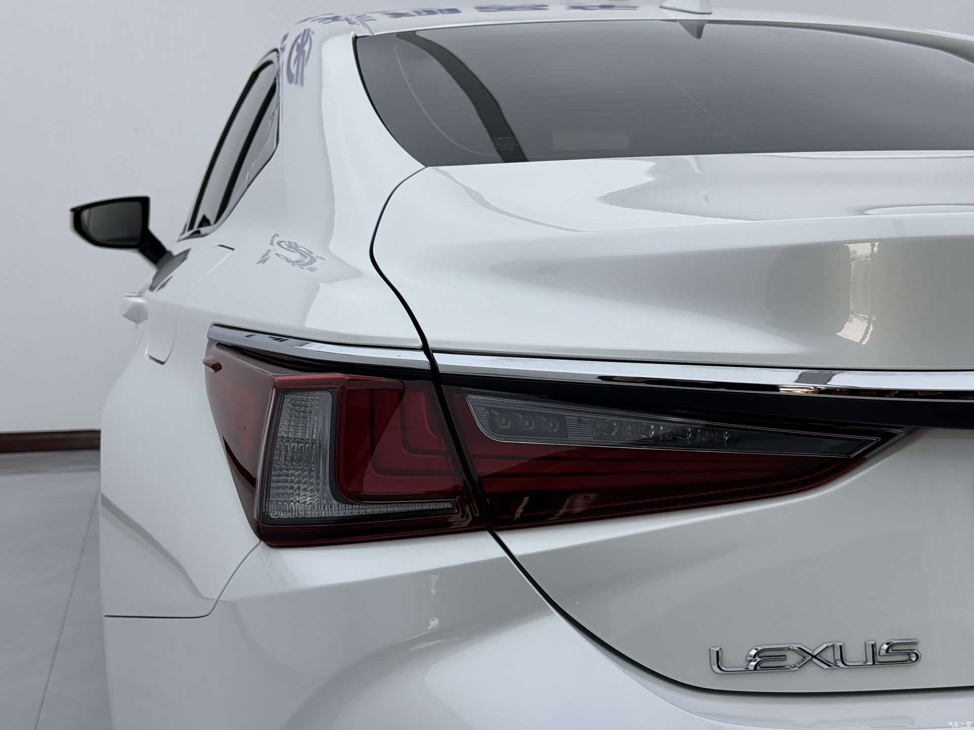 Lexus ES, 2024 16