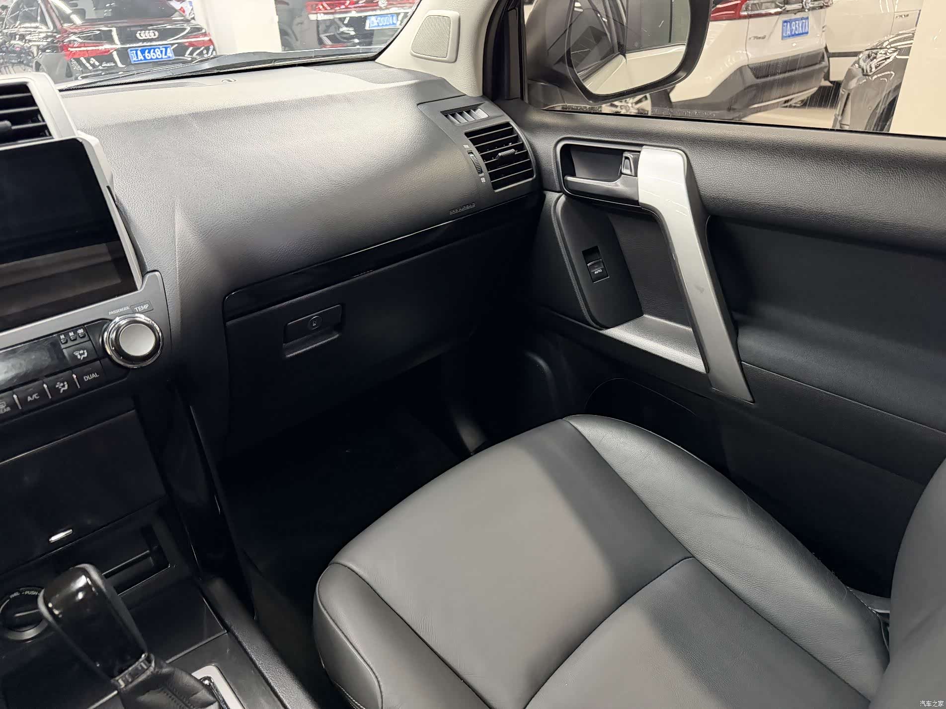 Toyota Prado, 2014 11