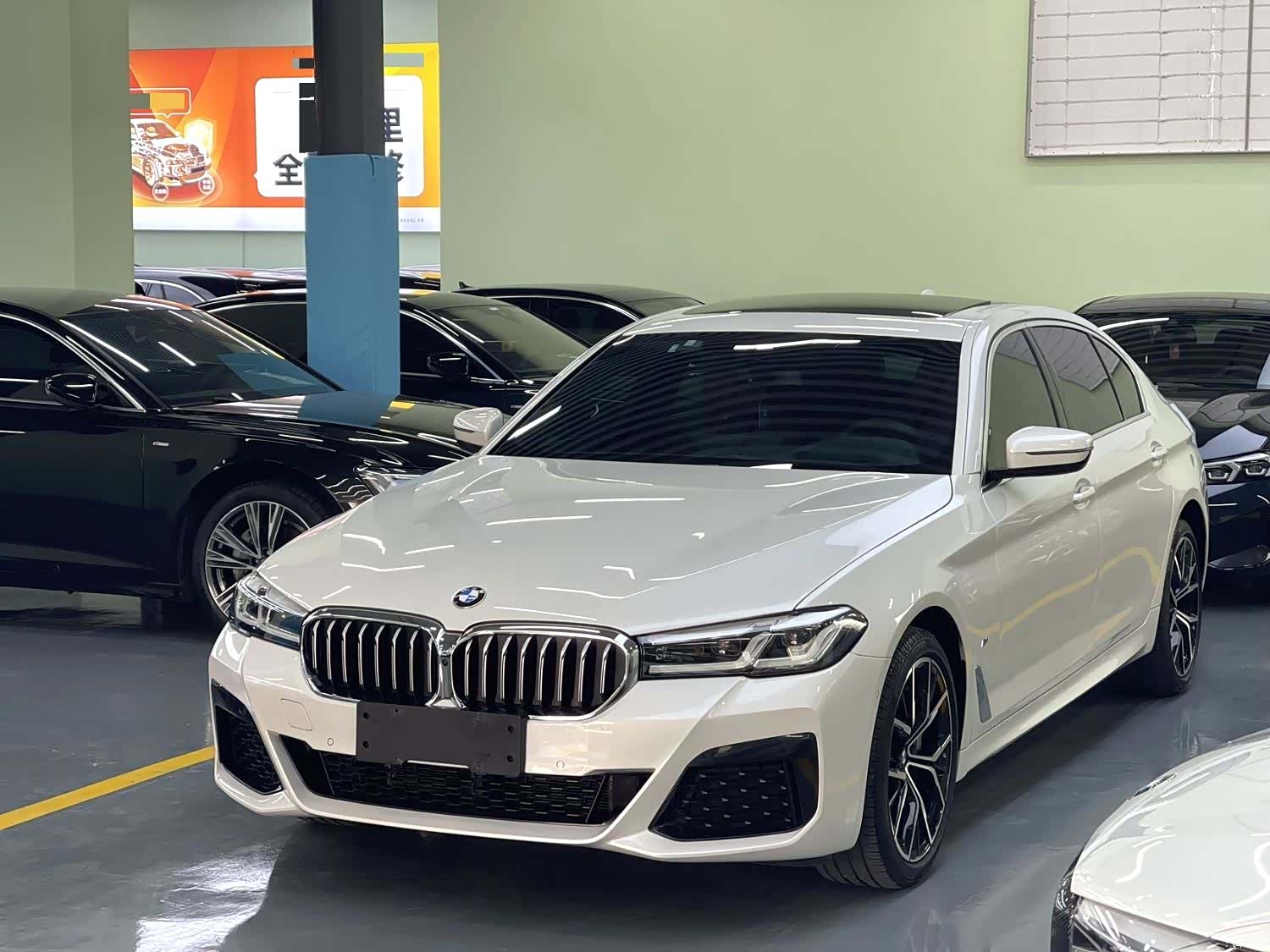 BMW 5 Series, 2023 1