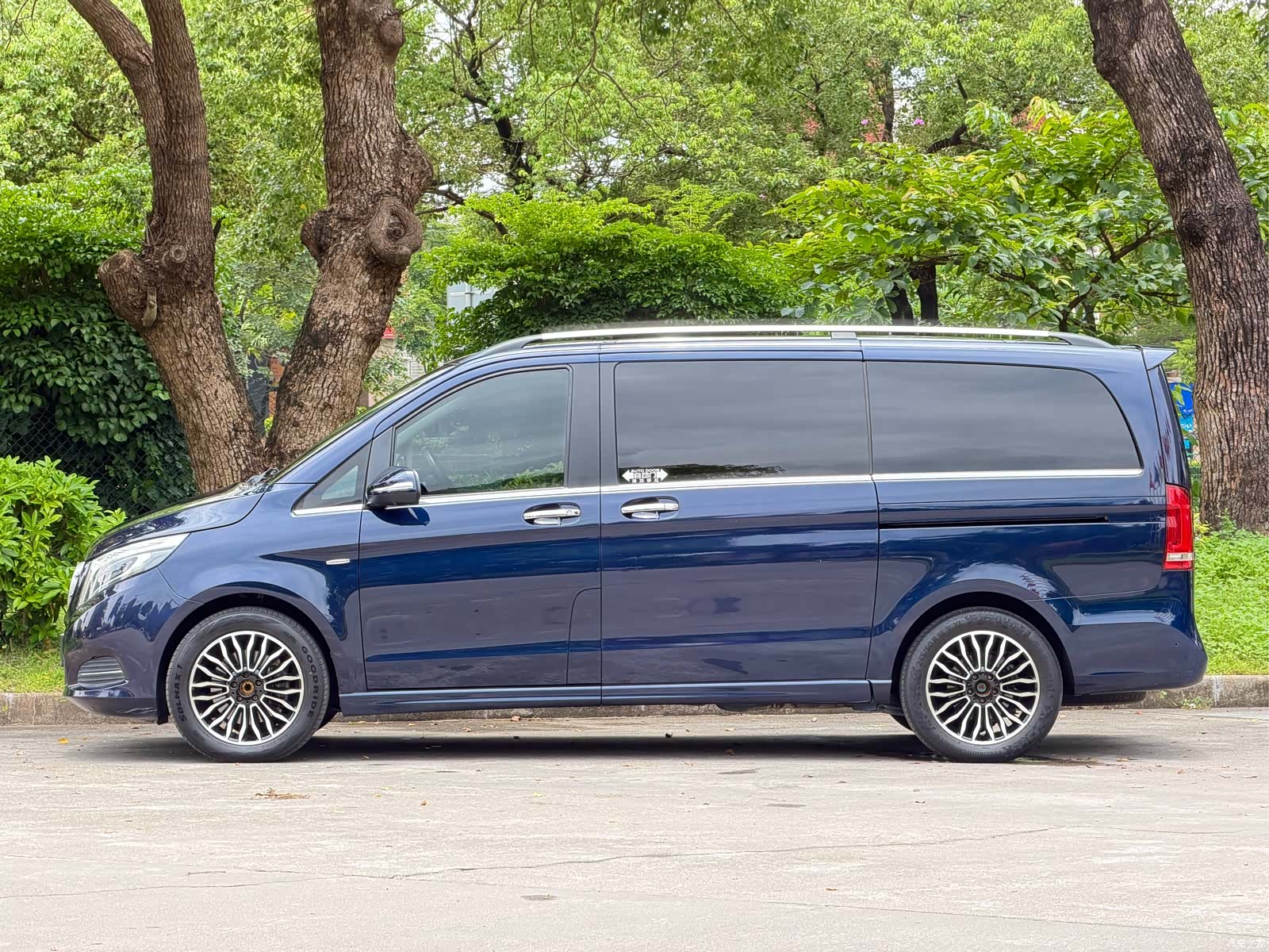 Mercedes-Benz V-Class, 2018 4