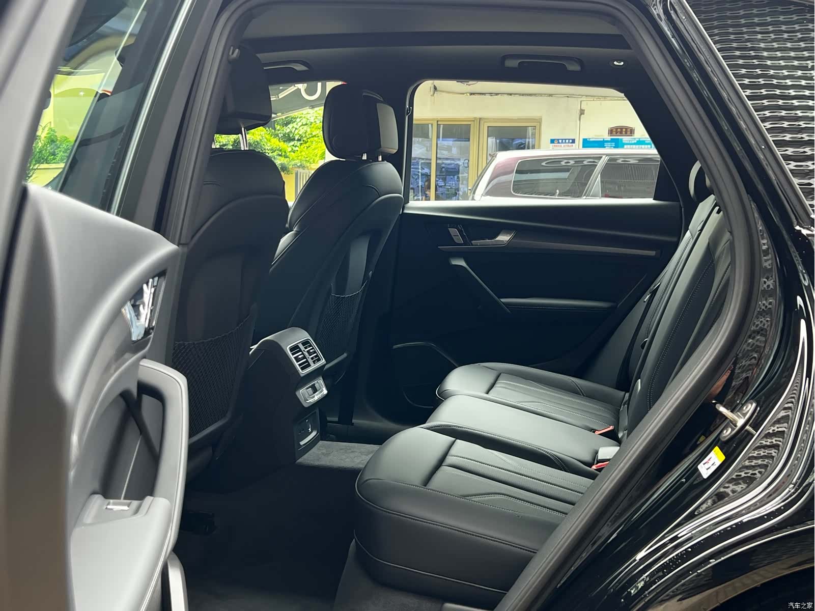 Audi Q5L, 2025 19