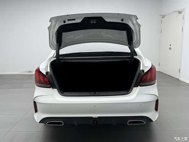 MG MG5, 2023 16