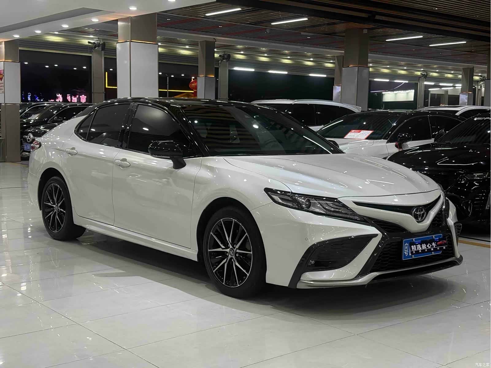 Toyota Camry, 2023 3