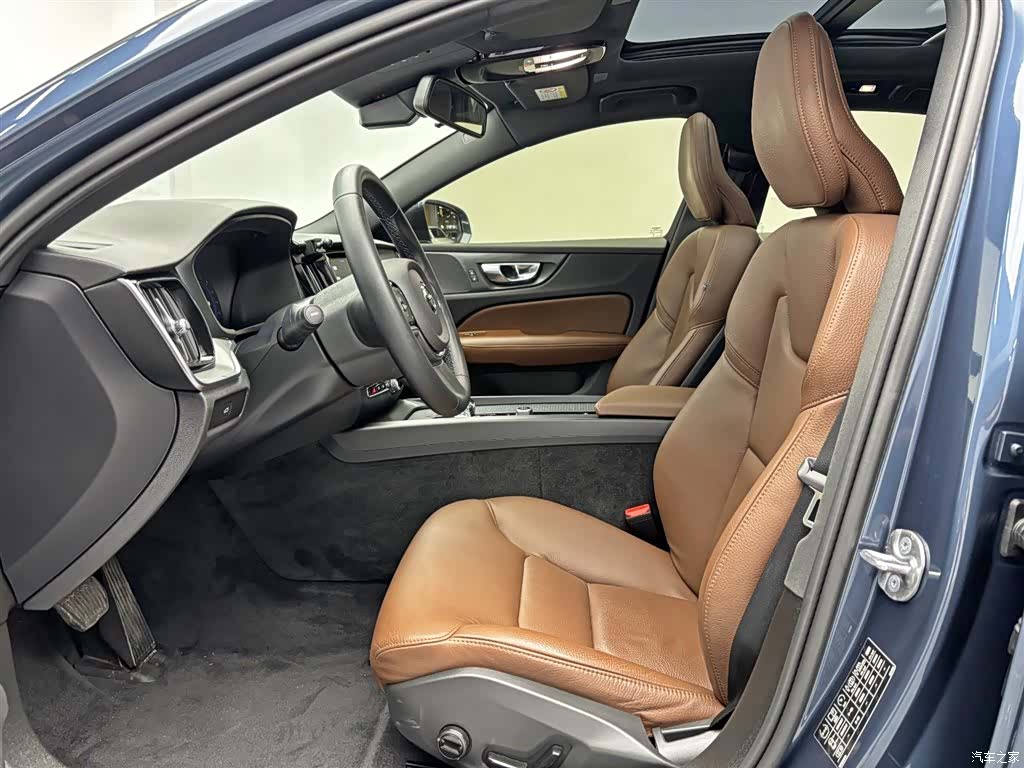 Volvo S60, 2023 15