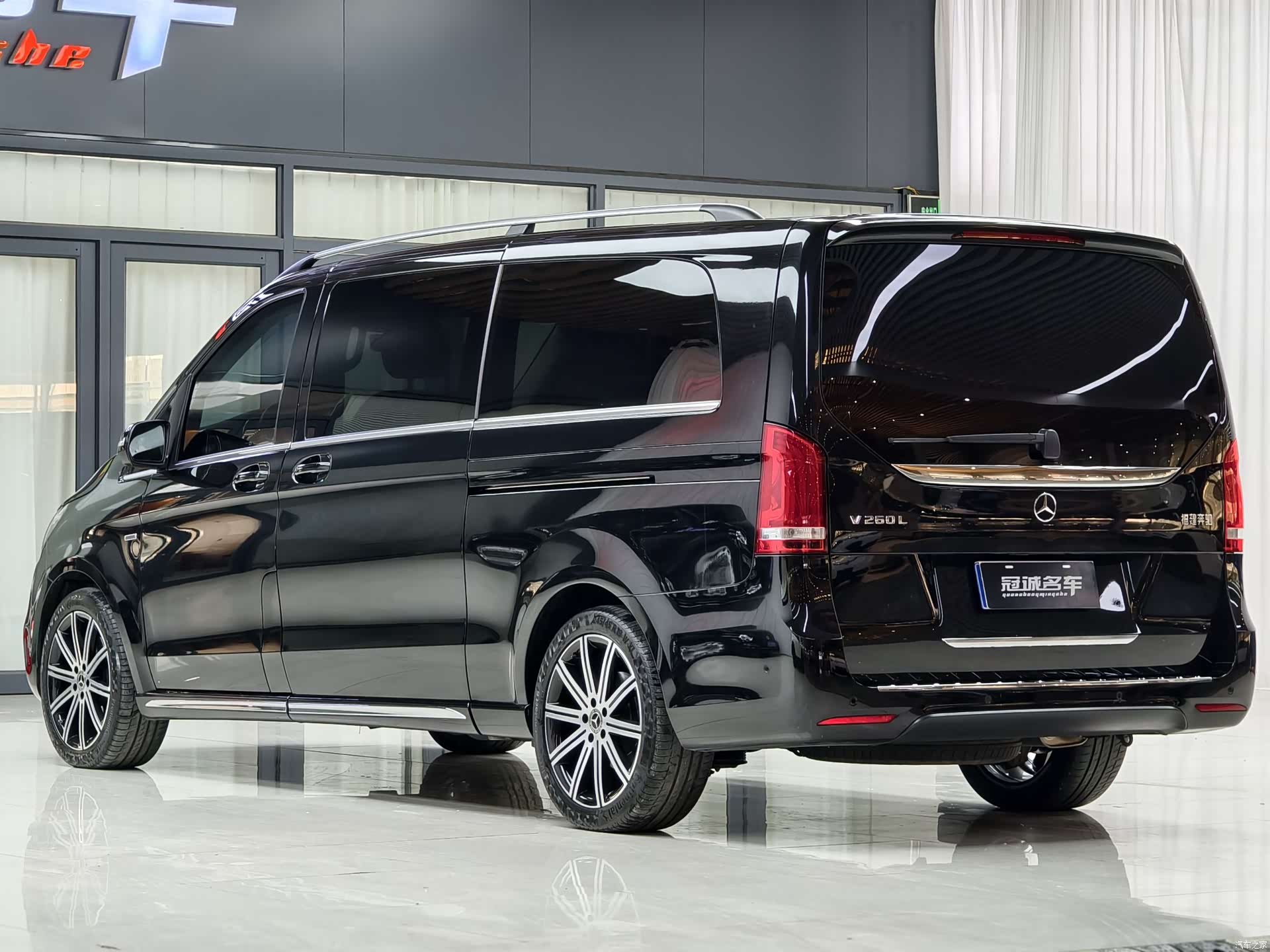Mercedes-Benz V-Class, 2022 12