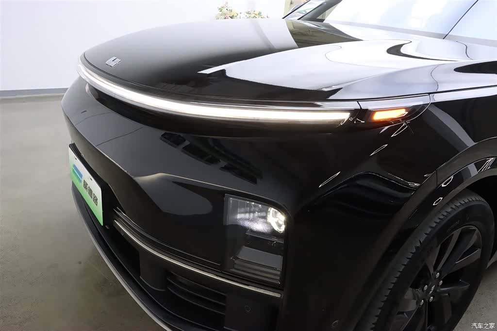 Li Auto L8, 2024 32
