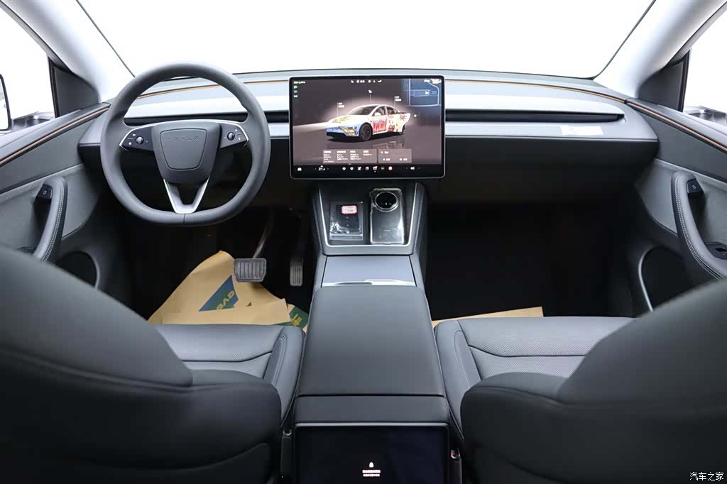 Tesla Model Y, 2026 20