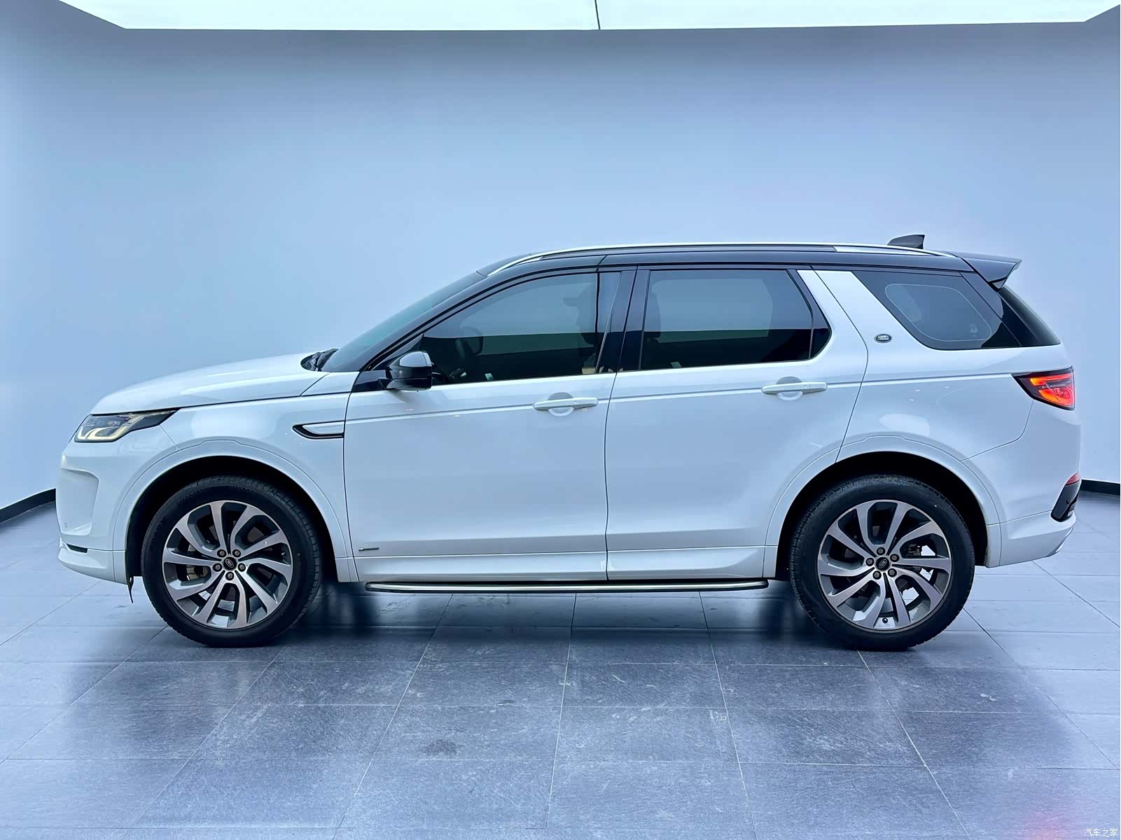 Land Rover Discovery, 2021 14