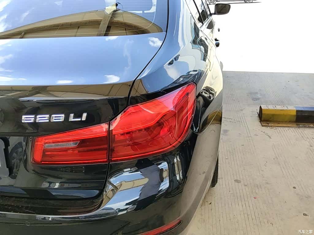 BMW 5 Series, 2017 8
