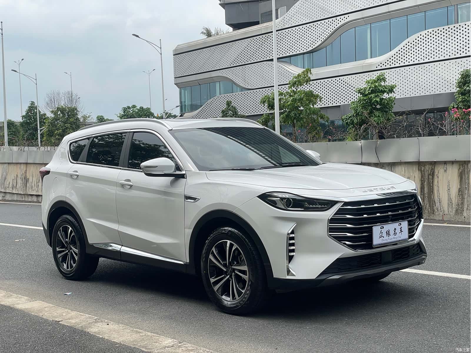 Jetour X70, 2022 3
