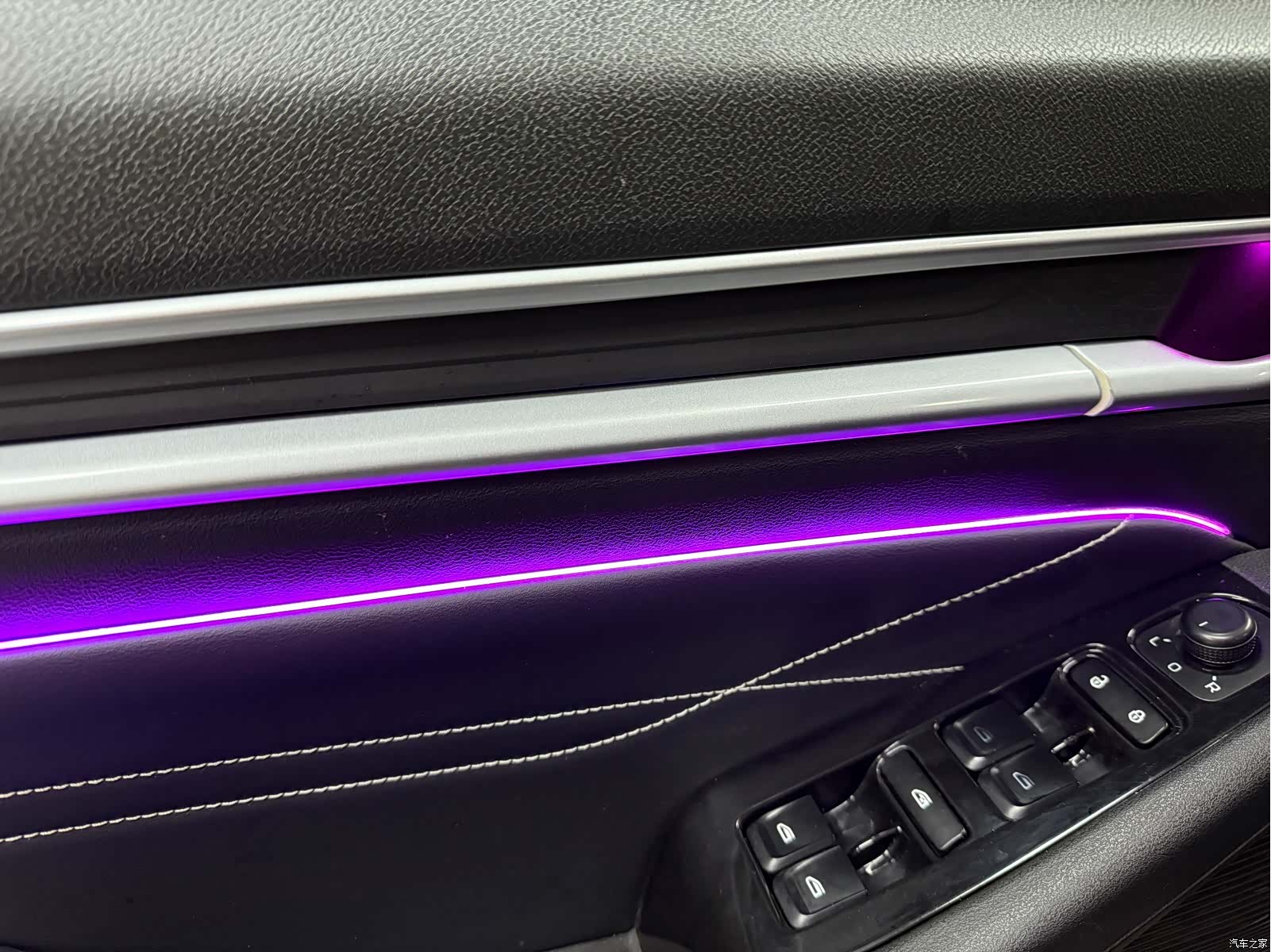 Geely Emgrand, 2021 13