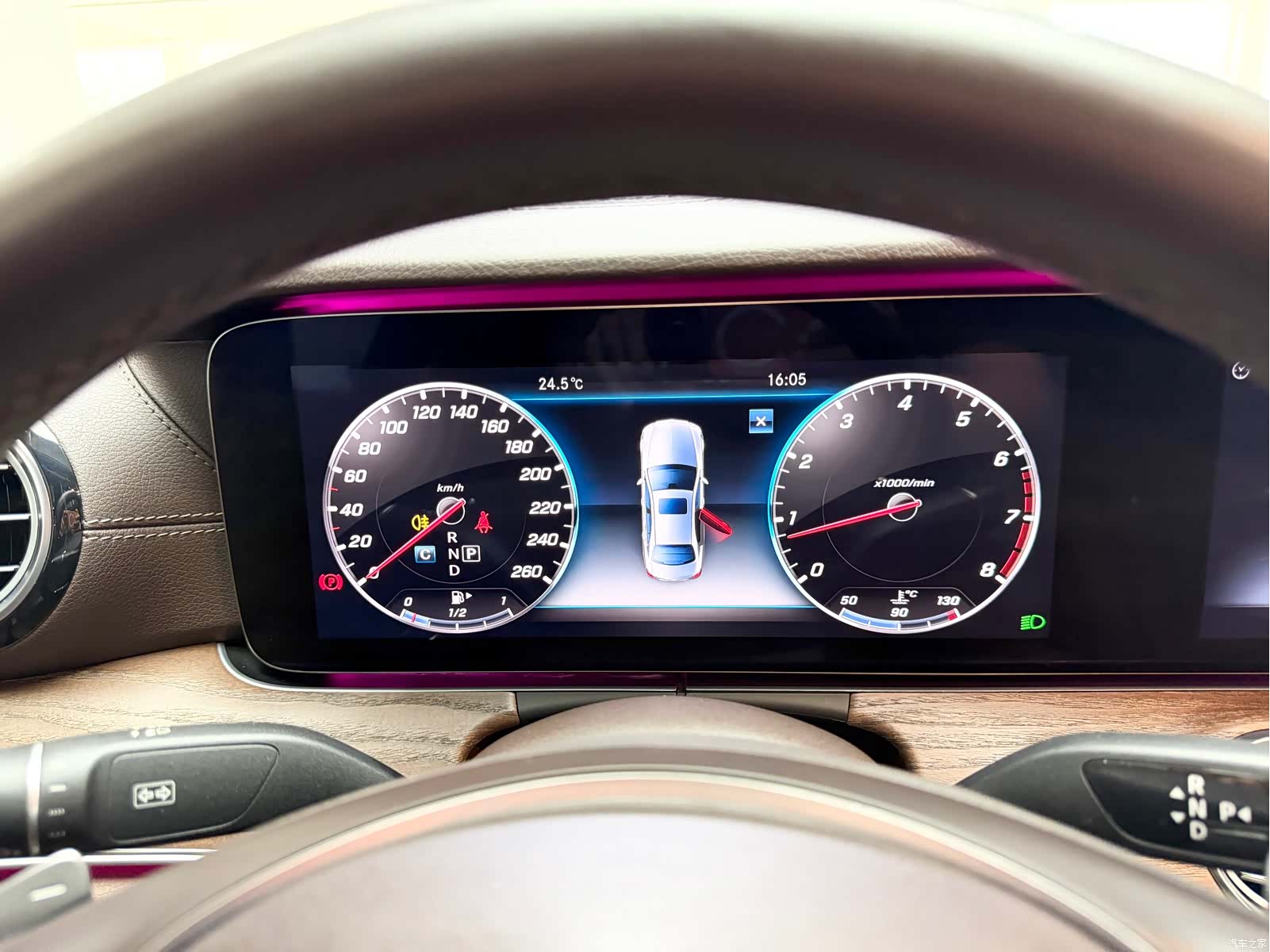 Mercedes-Benz E-Class, 2018 13