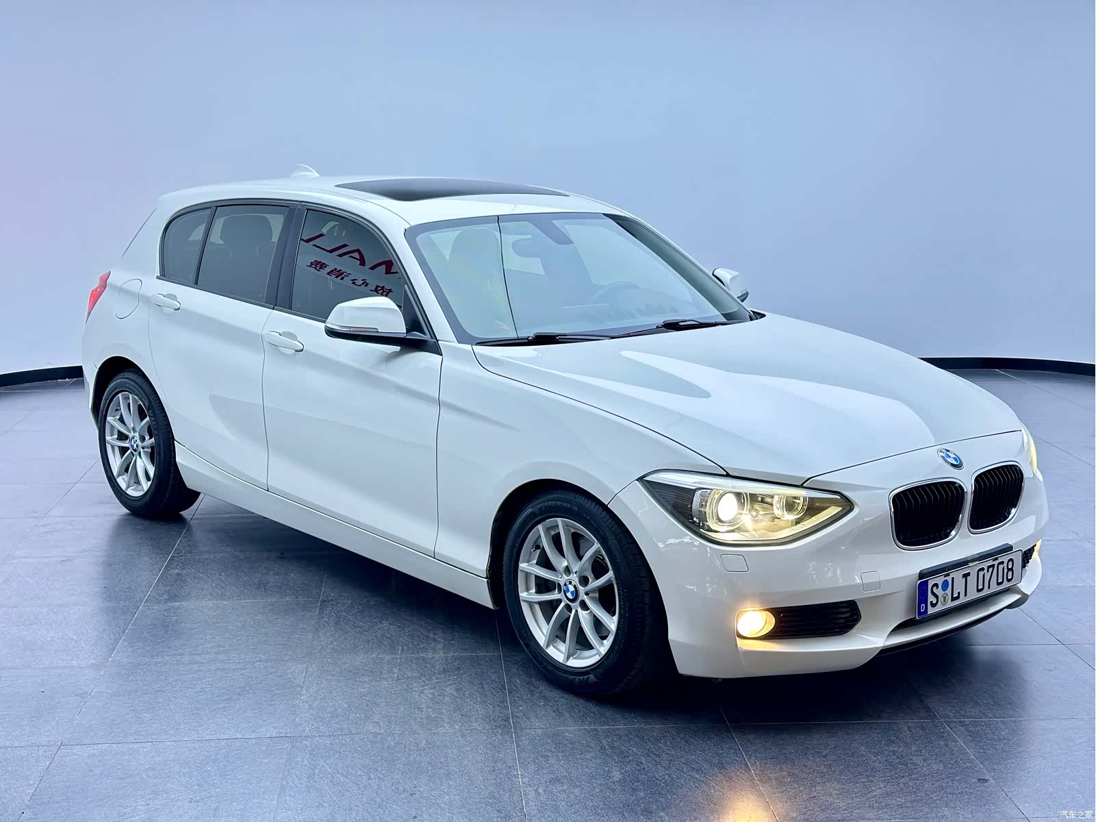 BMW 1 Series, 2012 3