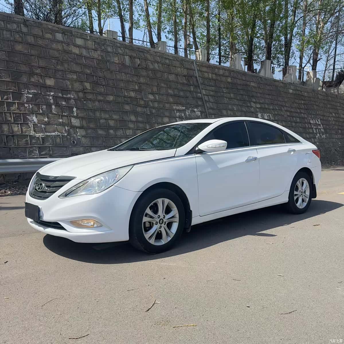 Hyundai Sonata, 2013 1