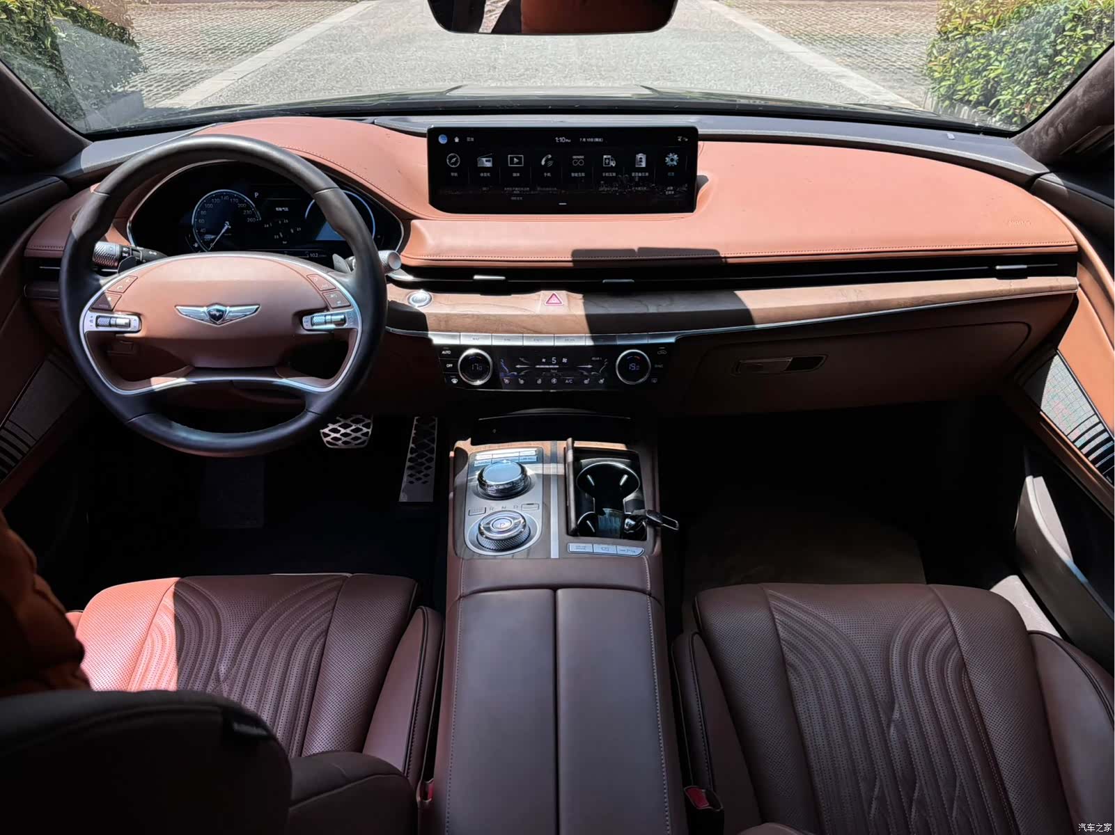 Genesis G80, 2023 12