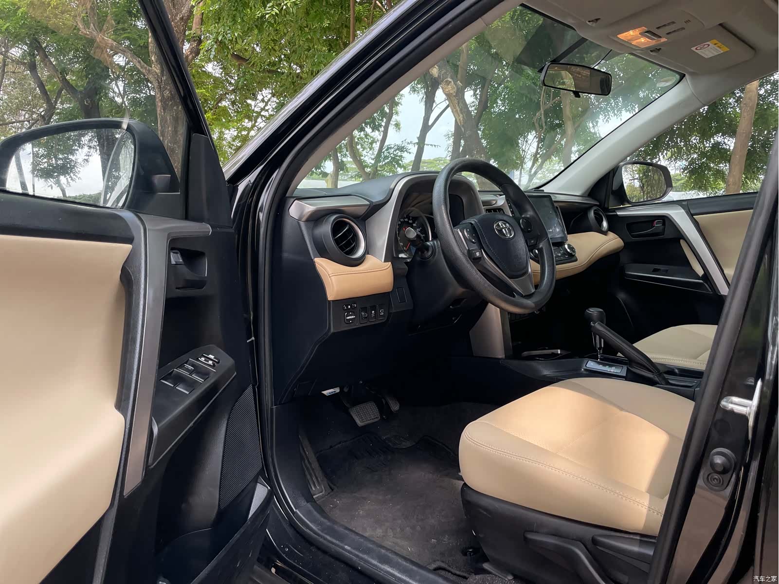 Toyota RAV4, 2017 10