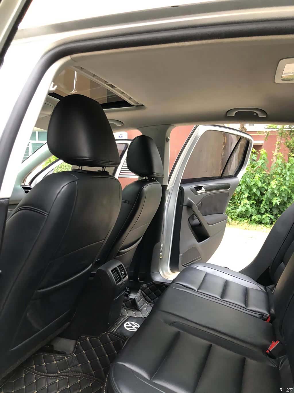 Volkswagen Golf, 2011 9