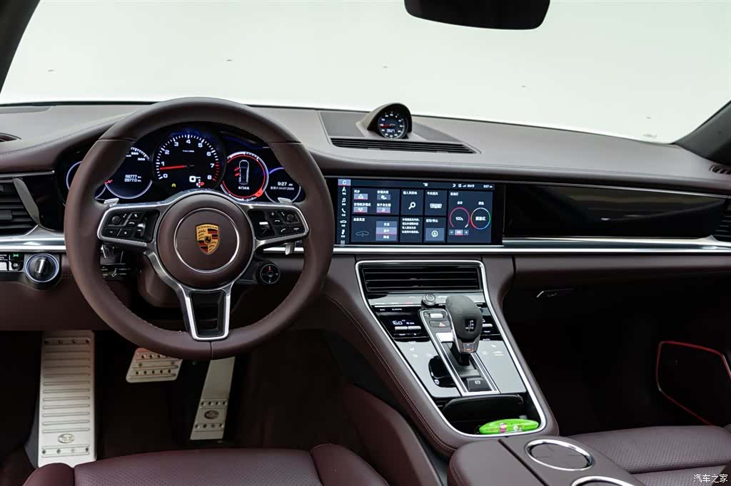 Porsche Panamera, 2018 13