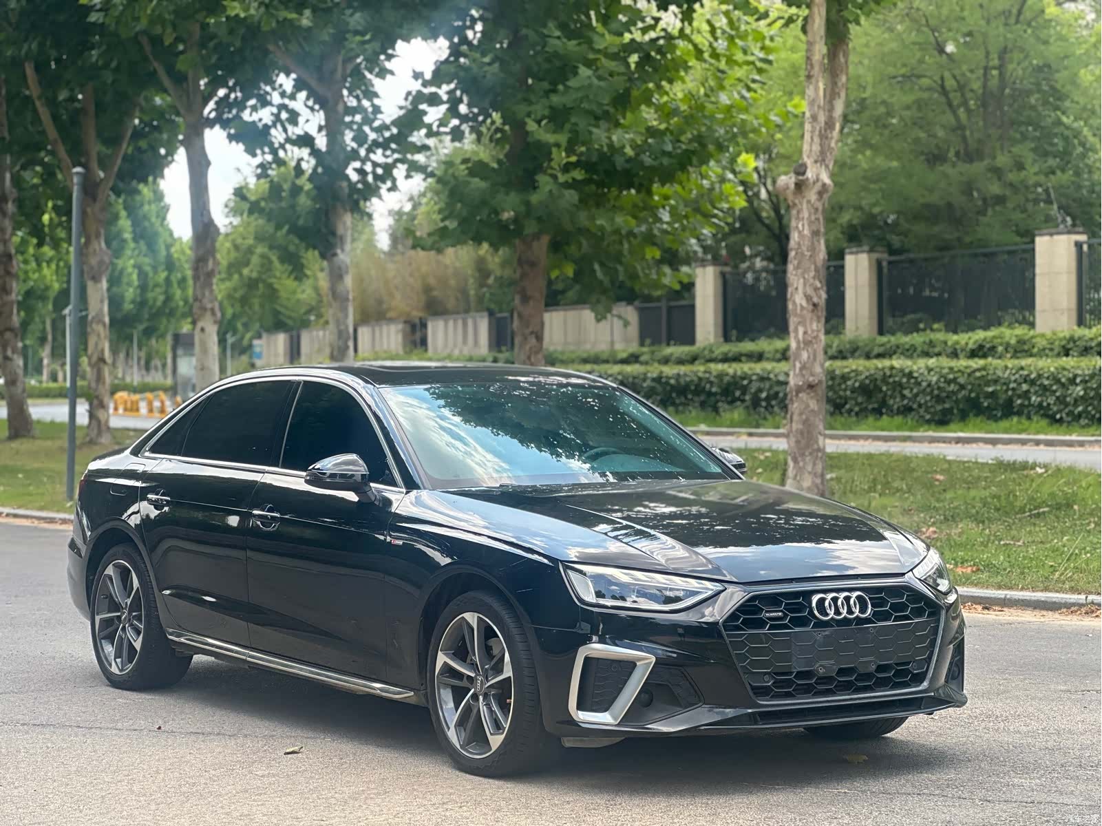 Audi A4L, 2021 3
