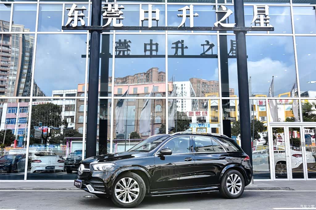 Mercedes-Benz GLE, 2022 1